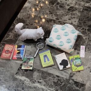 Zuru Mini Brands Book Set